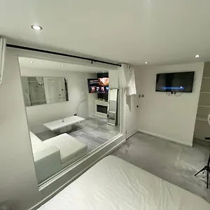 Luxurious High Spec 1 Bedroom In London Apartment